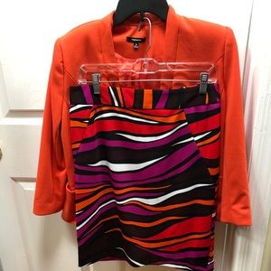 Career woman suit set skirt and blazer